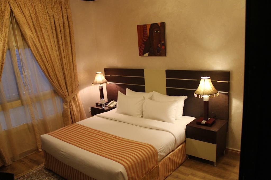 Boulevard City Suites Hotel Apartments 두바이 객실 사진